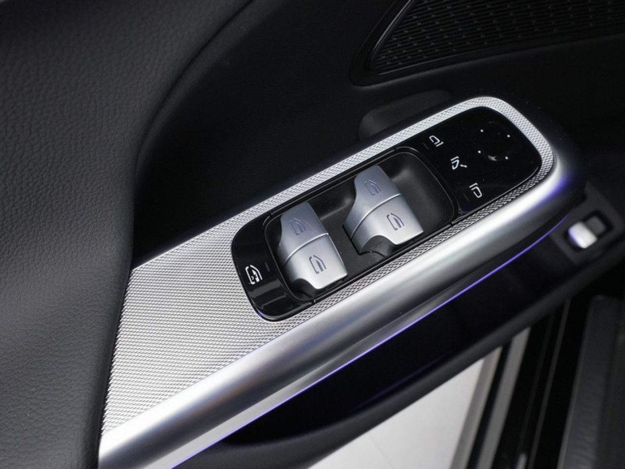 Imagem do veículo 12 / 23