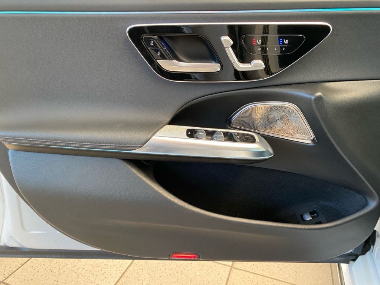 Mercedes-Benz E-Klasse – Bild 6