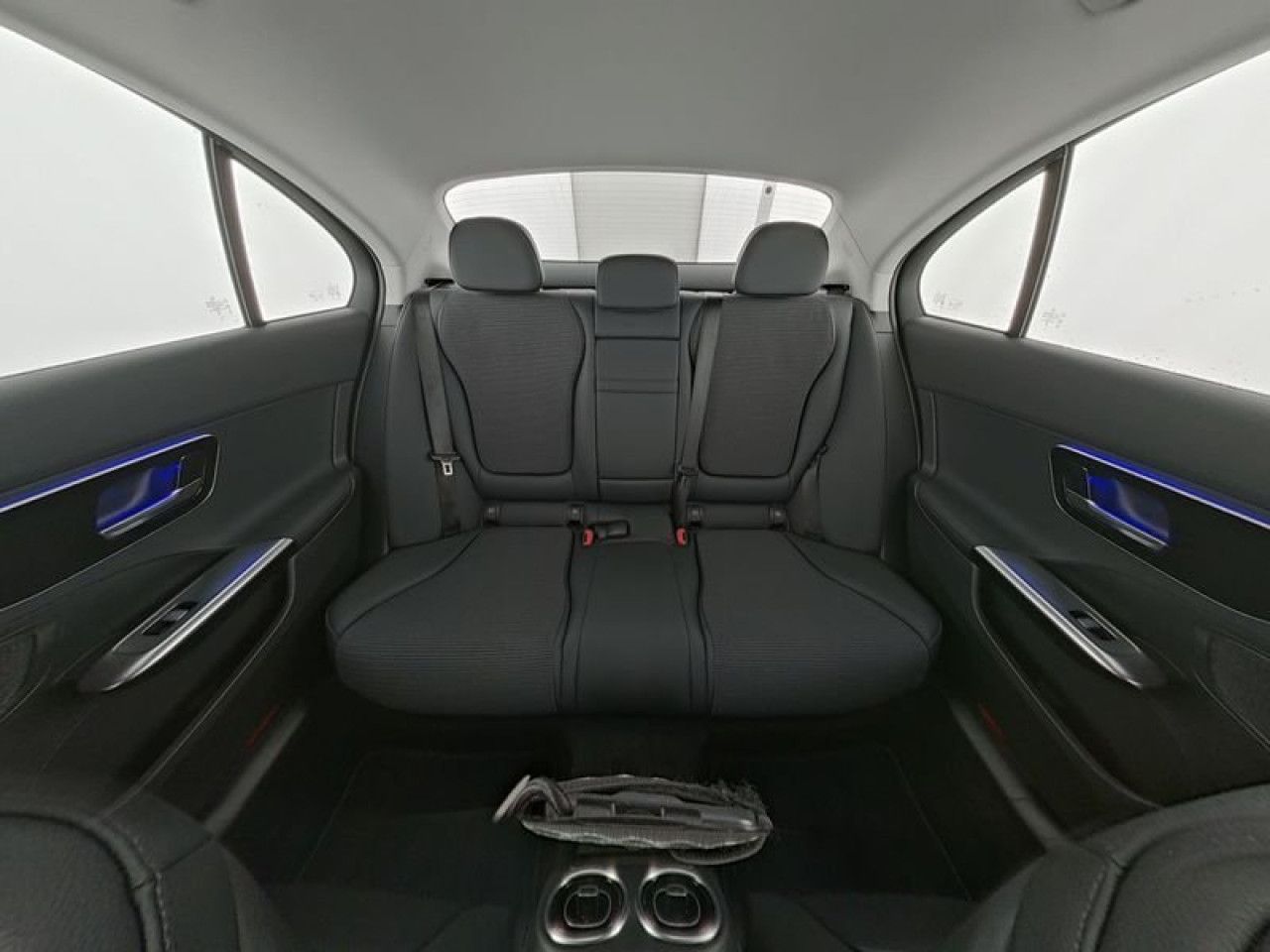 Mercedes-Benz C-Klasse – Bild 8