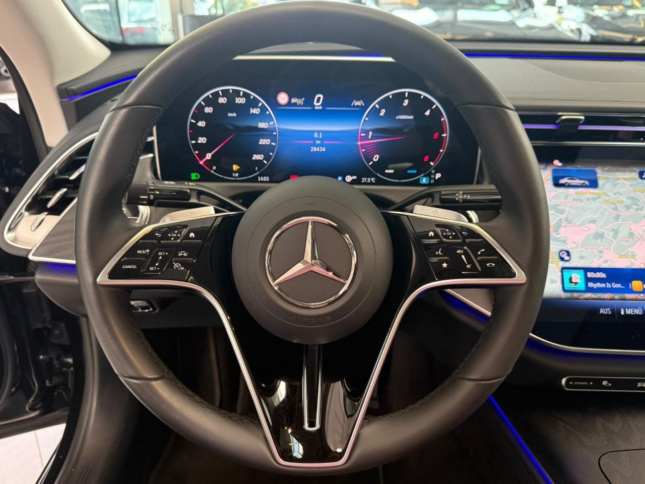 Mercedes-Benz E-Klasse – Bild 15