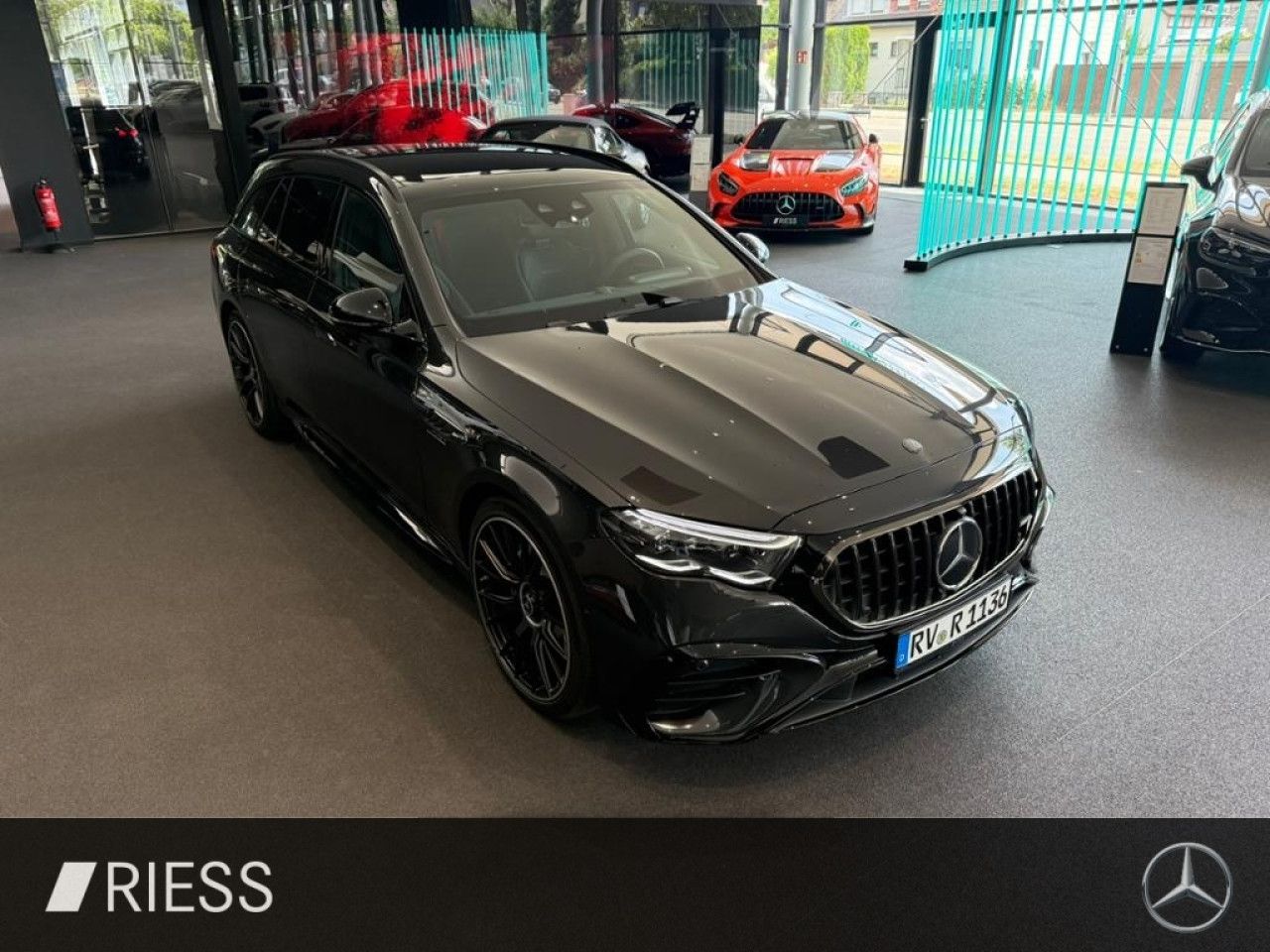 Mercedes-Benz E-Klasse – Bild 8