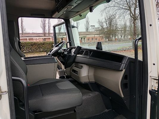 Immagine del veicolo 6 / 7