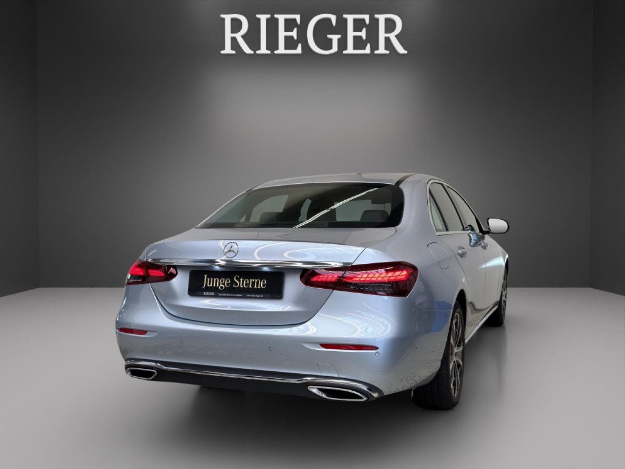 Mercedes-Benz E-Klasse – Bild 13
