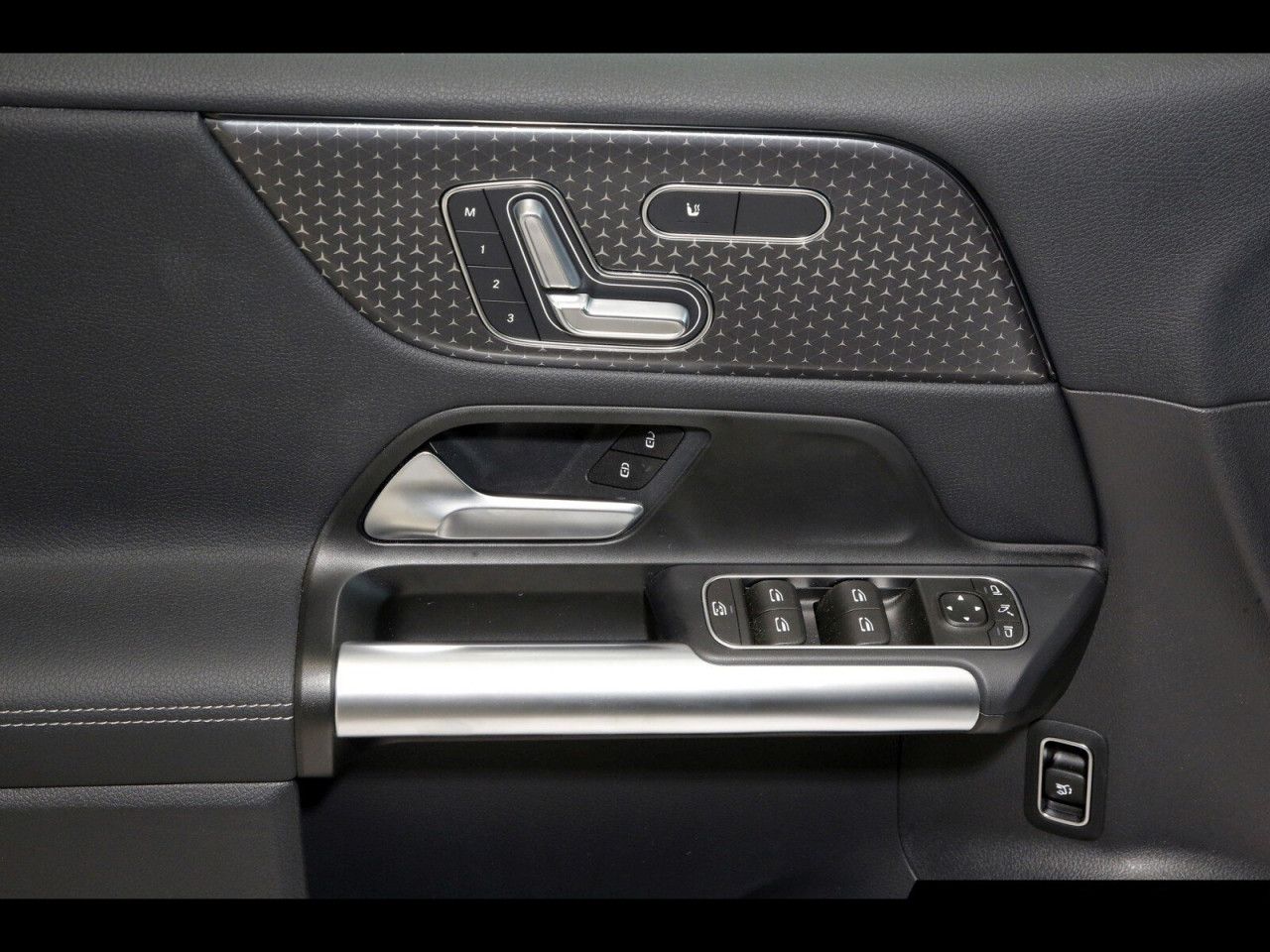 Fahrzeugbild 14 / 21