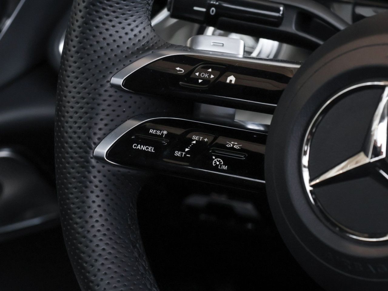 Mercedes-Benz E-Klasse – Bild 10