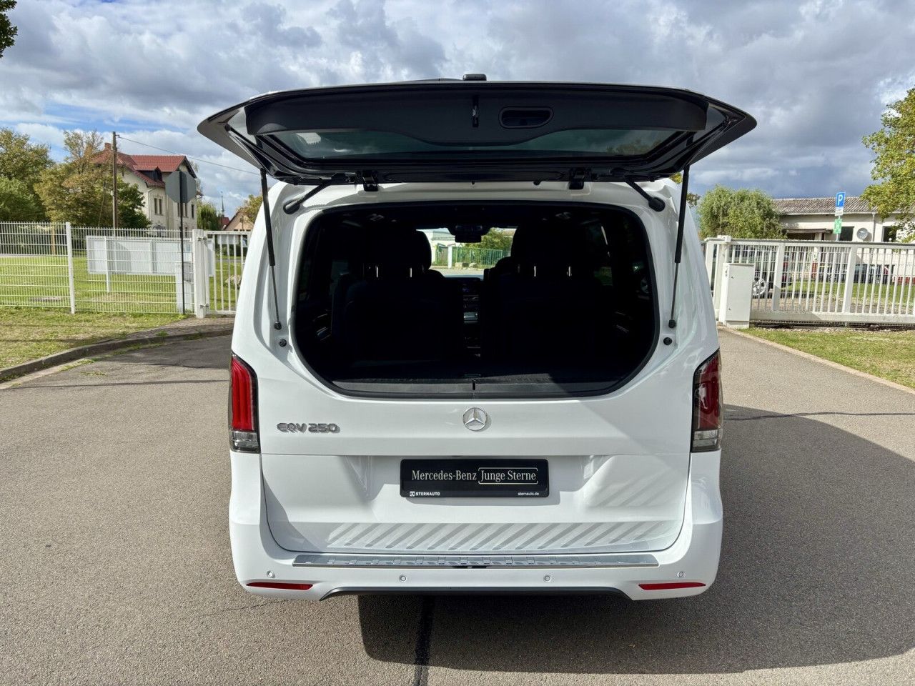Mercedes-Benz EQV – Bild 8