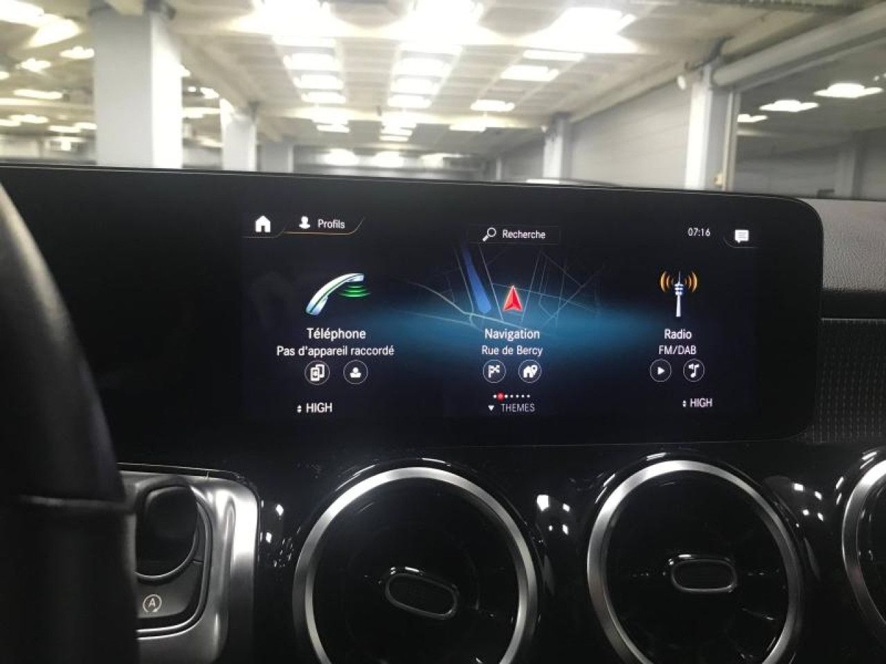 Photo du v&eacute;hicule 14 / 18