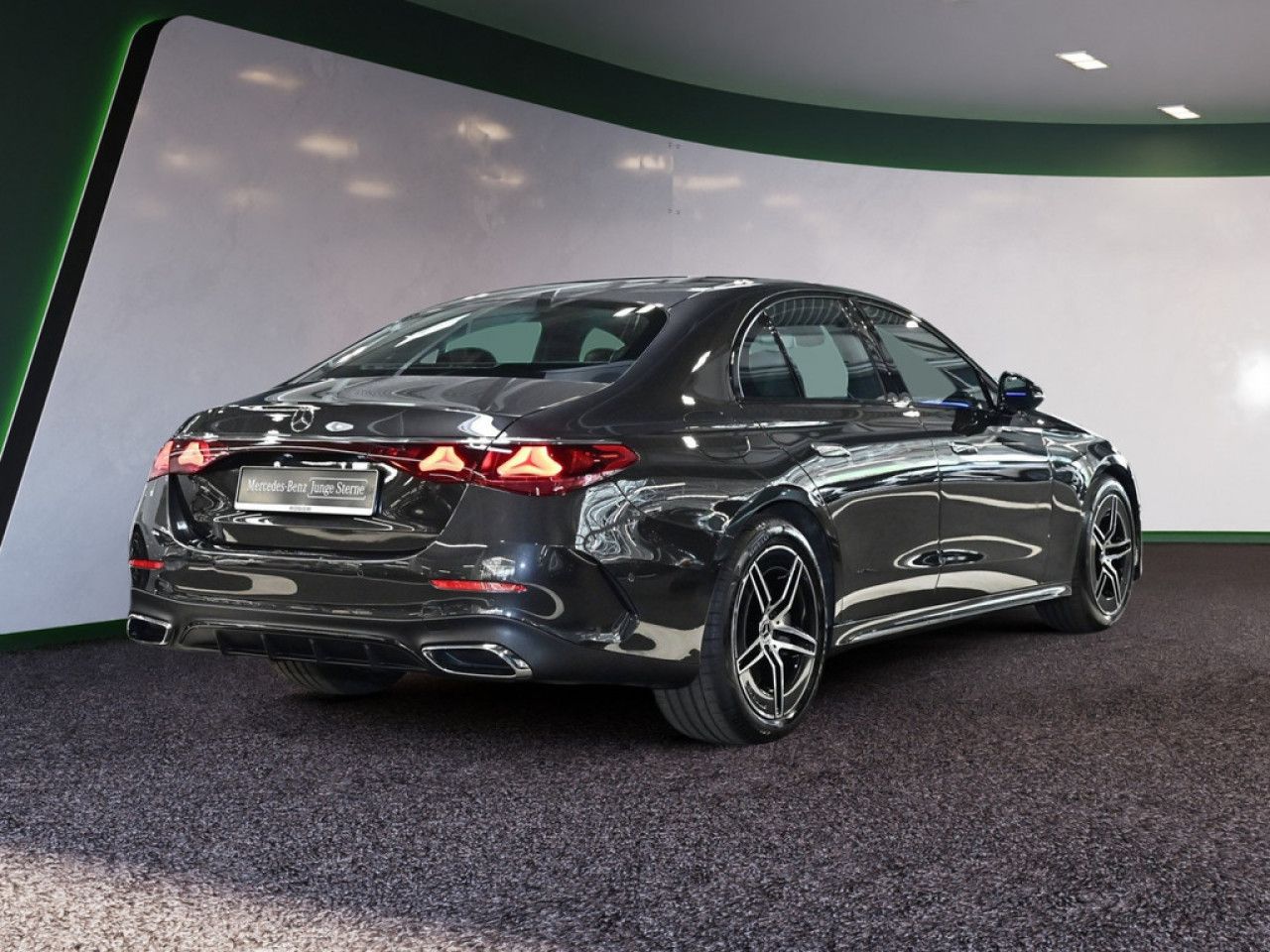 Mercedes-Benz E-Klasse – Bild 7