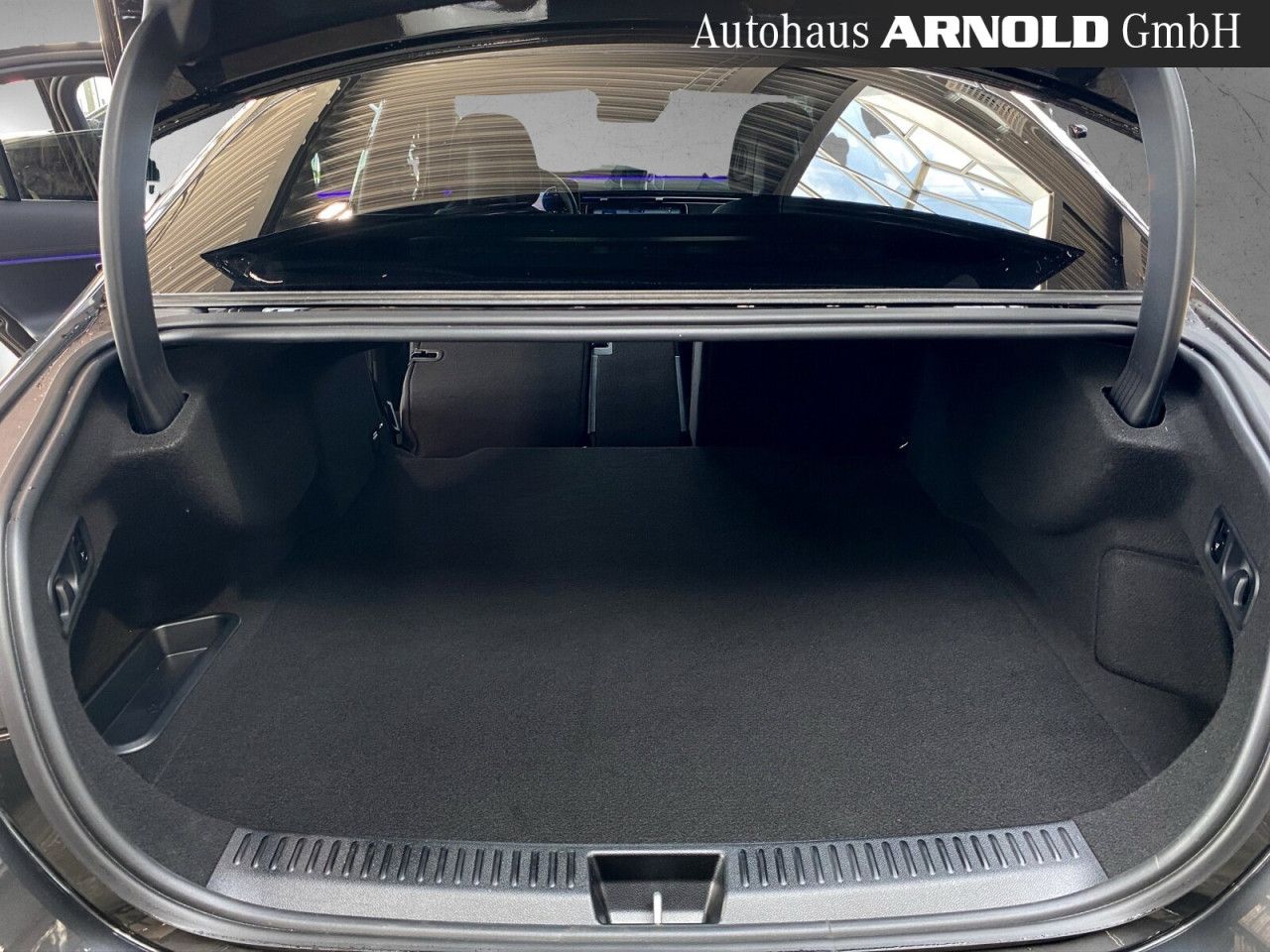 Mercedes-Benz E-Klasse – Bild 11
