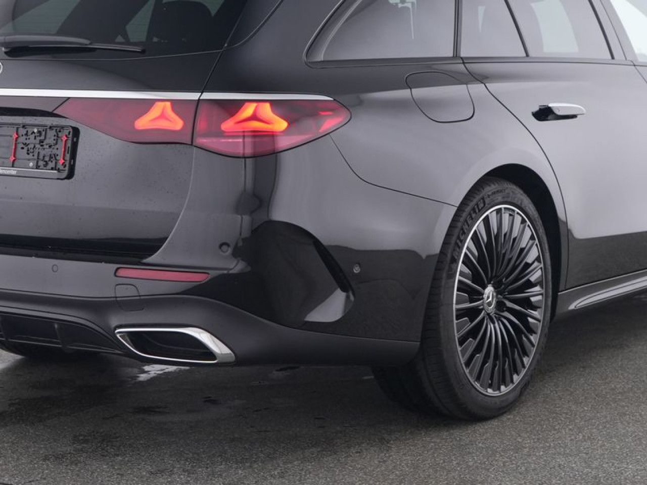 Mercedes-Benz E-Klasse – Bild 4
