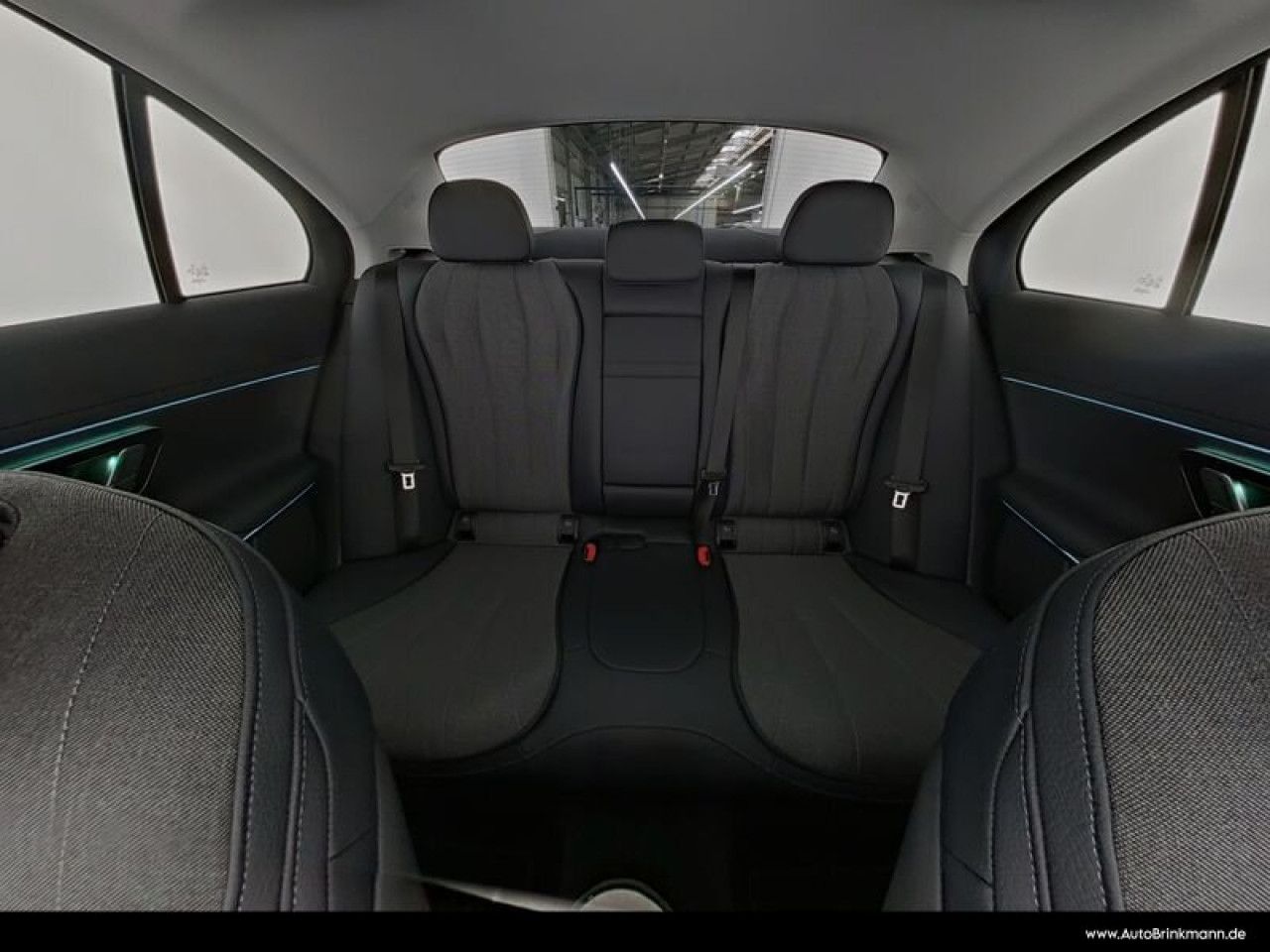 Mercedes-Benz E-Klasse – Bild 8