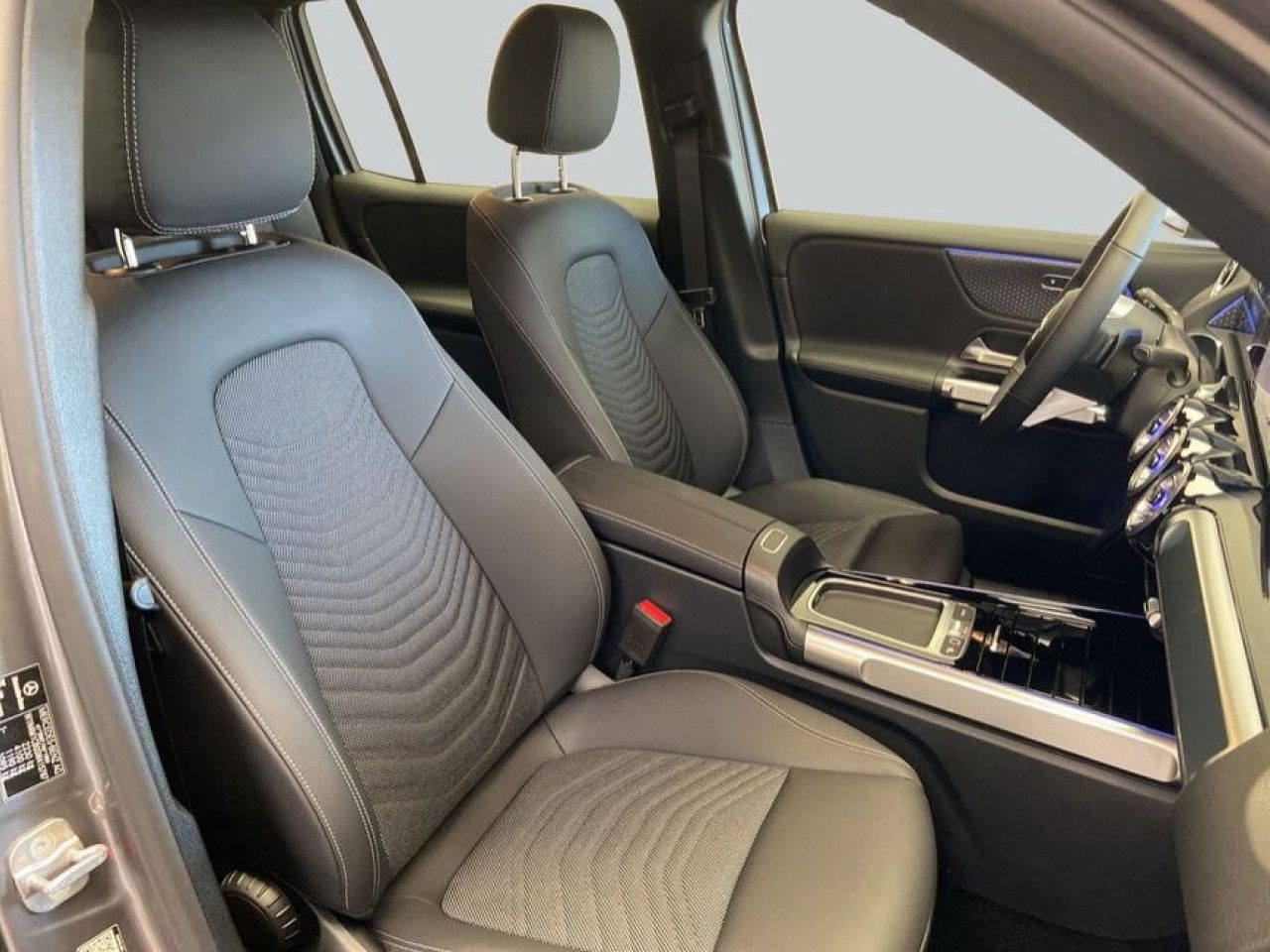 Mercedes-Benz GLB – Bild 13