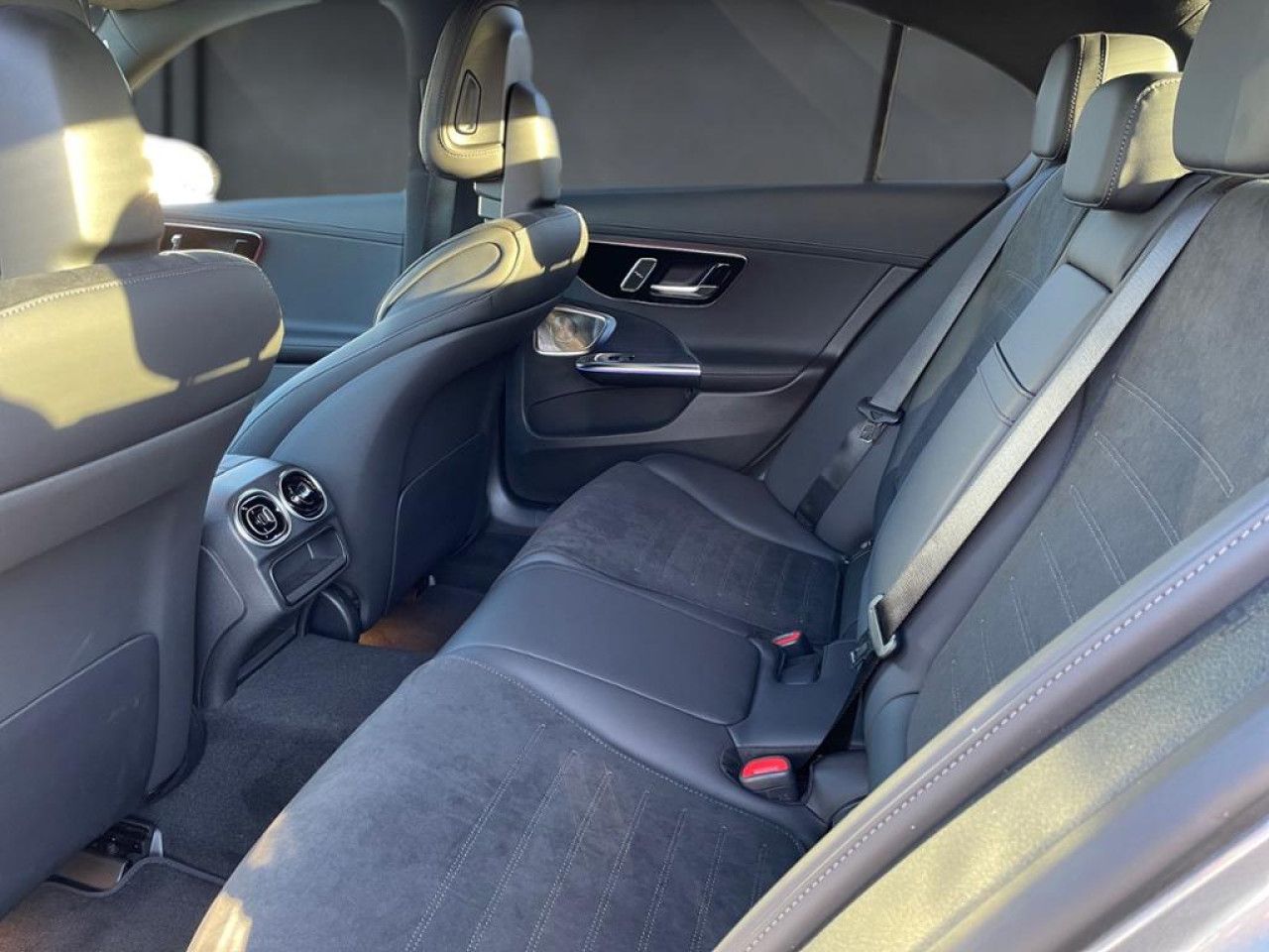 Mercedes-Benz C-Klasse – Bild 8