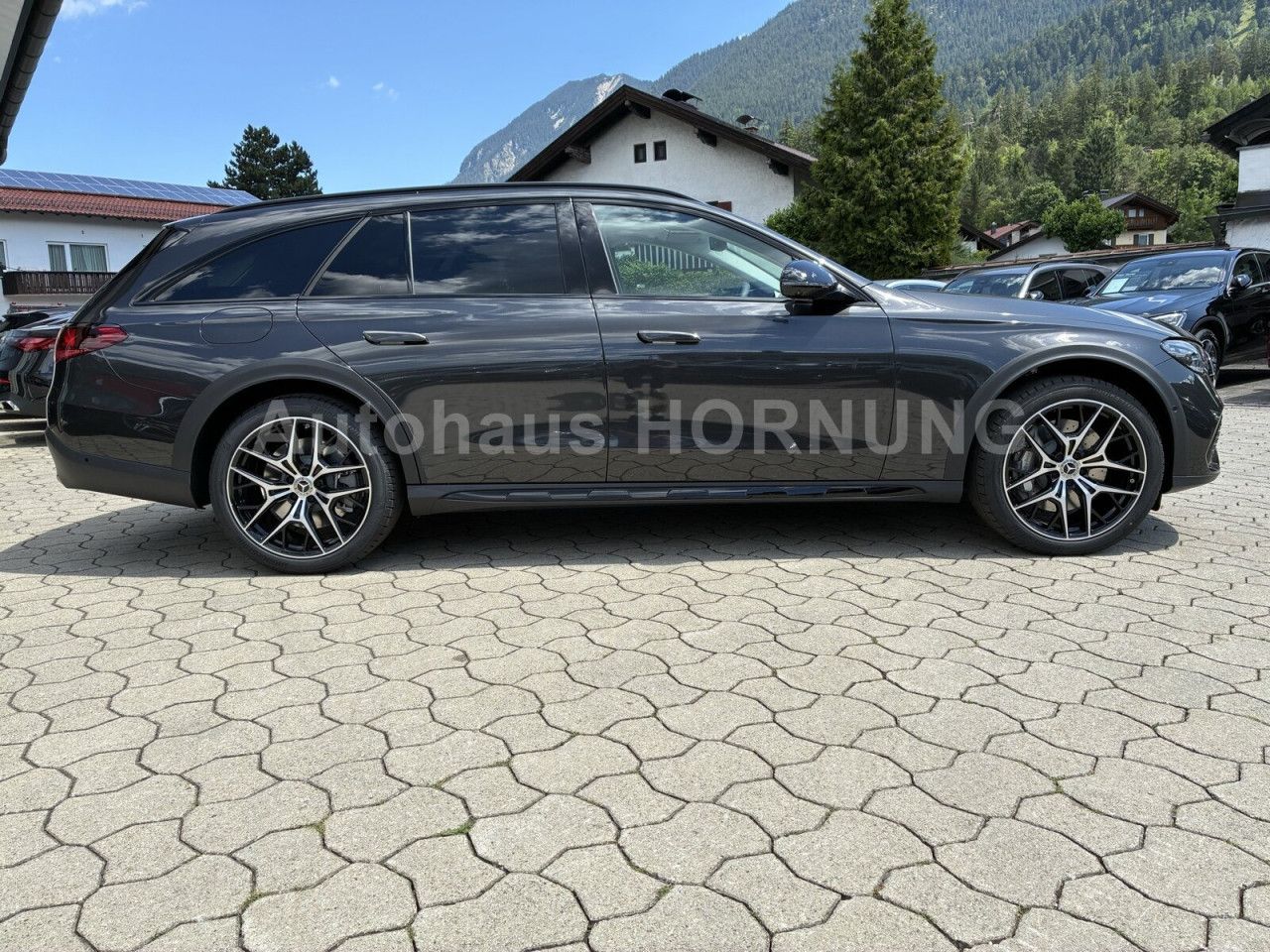 Mercedes-Benz E-Klasse – Bild 4