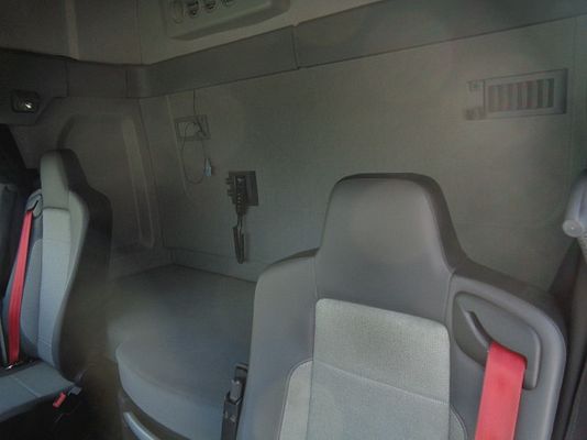 Vehicle image 15 / 20