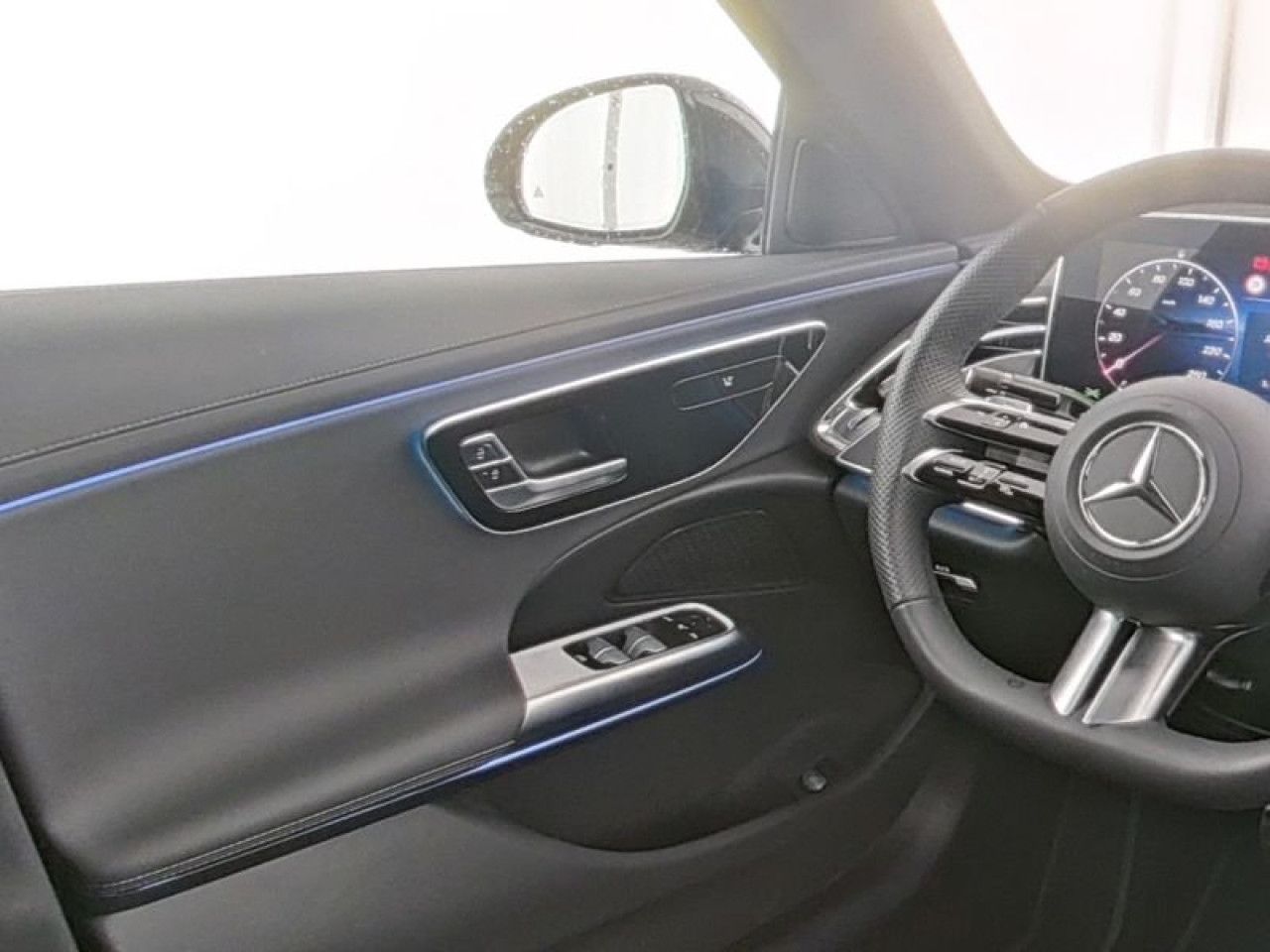 Mercedes-Benz E-Klasse – Bild 9