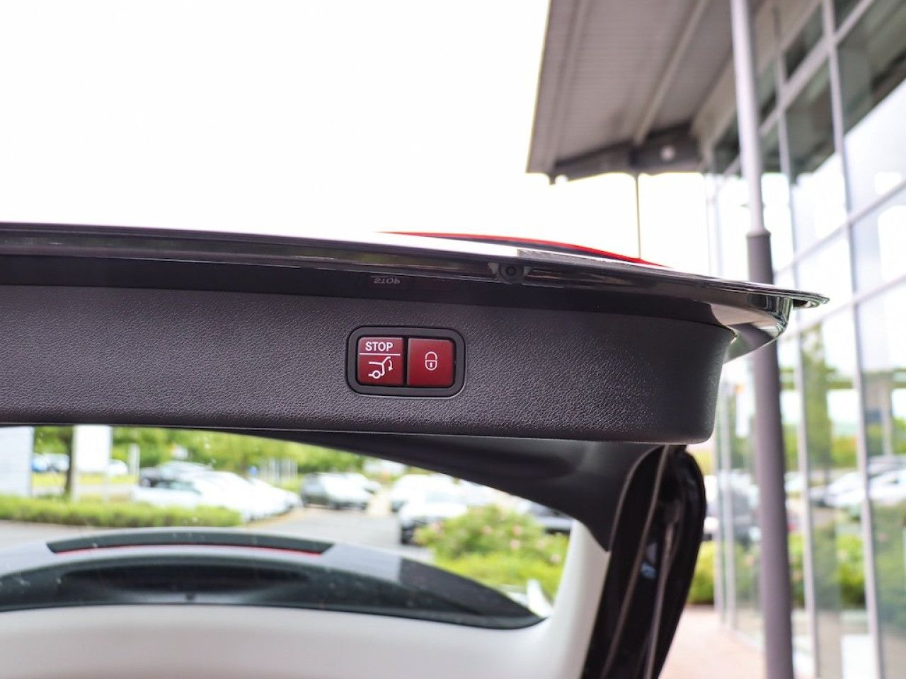 Mercedes-Benz E-Klasse – Bild 28