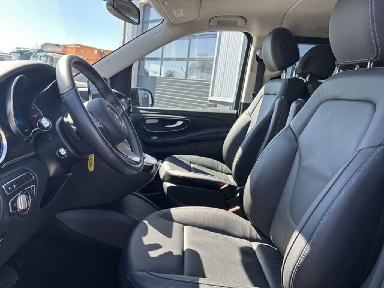 Fahrzeugbild 10 / 15