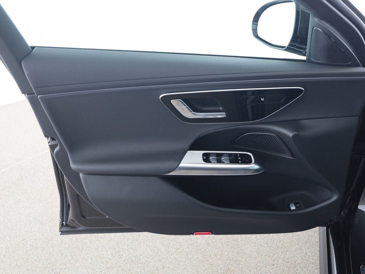 Mercedes-Benz E-Klasse – Bild 14
