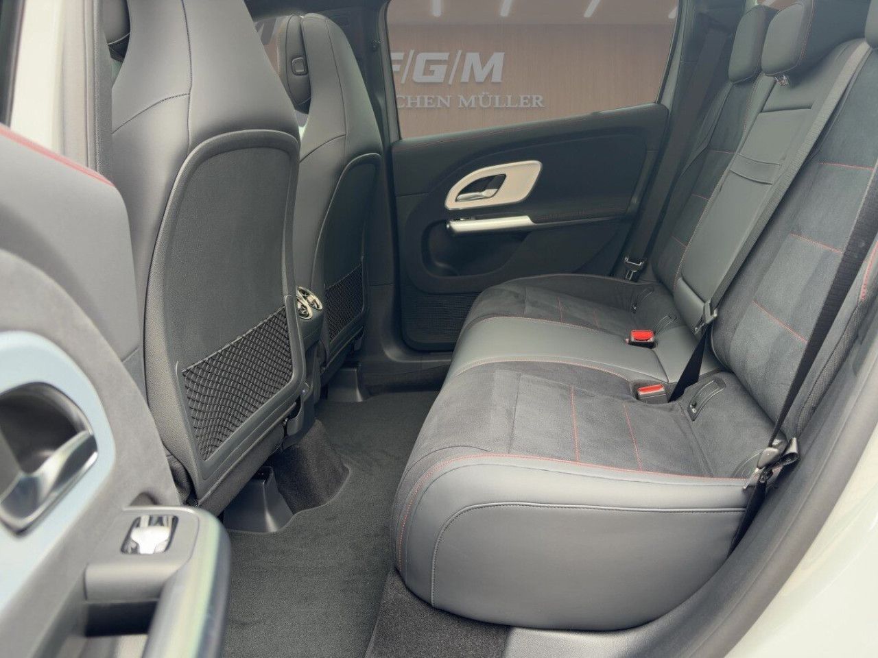 Mercedes-Benz GLB – Bild 7