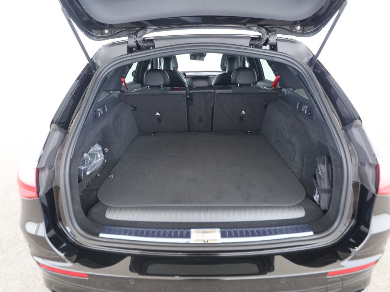 Mercedes-Benz E-Klasse – Bild 13