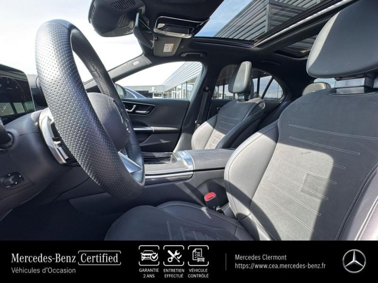 Photo du v&eacute;hicule 12 / 18