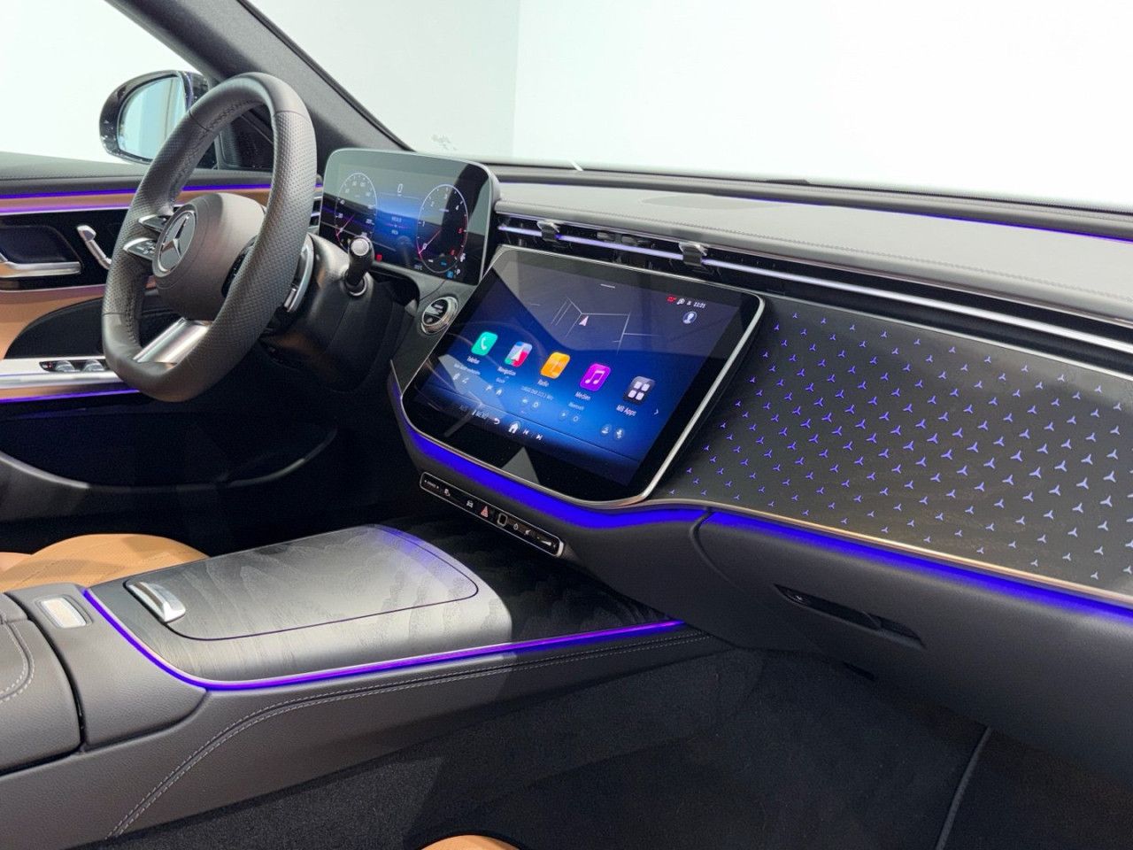 Mercedes-Benz E-Klasse – Bild 12