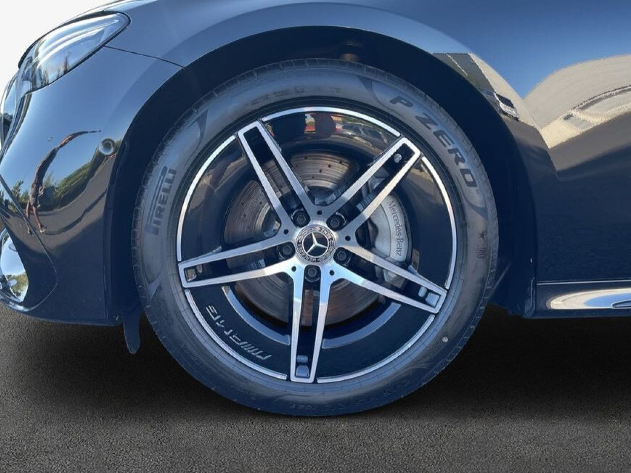Mercedes-Benz E-Klasse – Bild 7