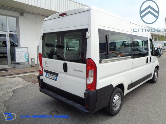 Vehicle image 5 / 15