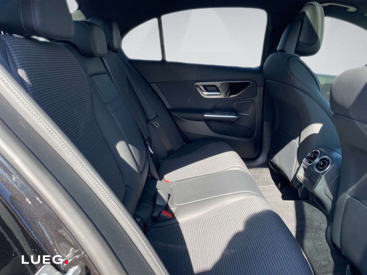 Mercedes-Benz C-Klasse – Bild 12