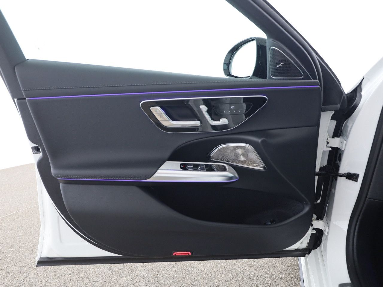 Mercedes-Benz E-Klasse – Bild 12