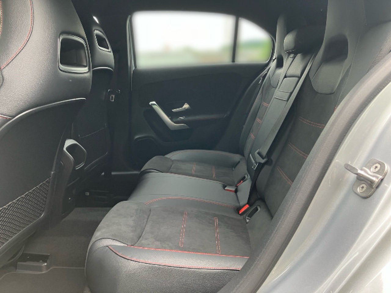 Mercedes-Benz A-Klasse – Bild 11