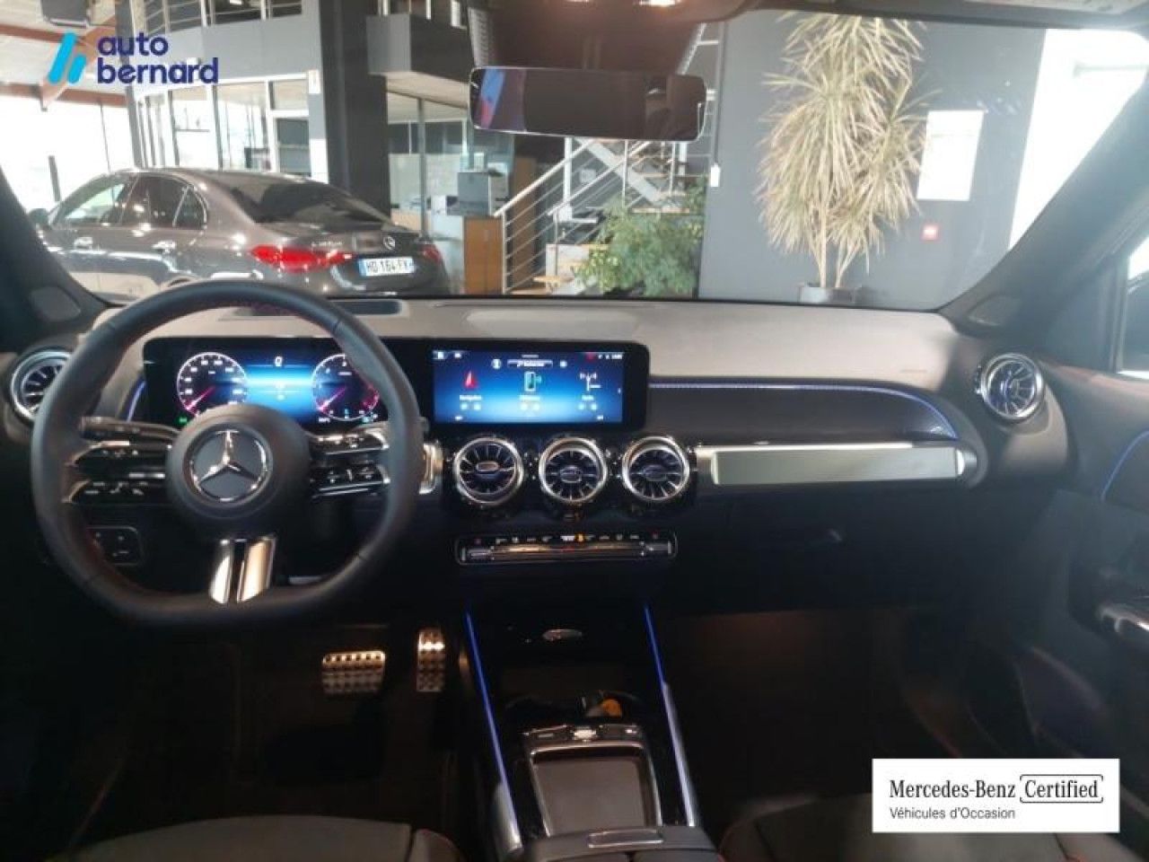 Photo du v&eacute;hicule 8 / 18