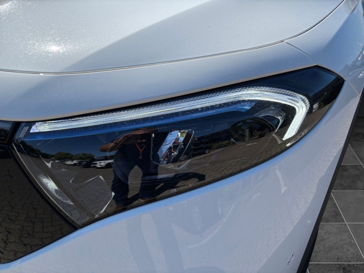 Mercedes-Benz EQB – Bild 18