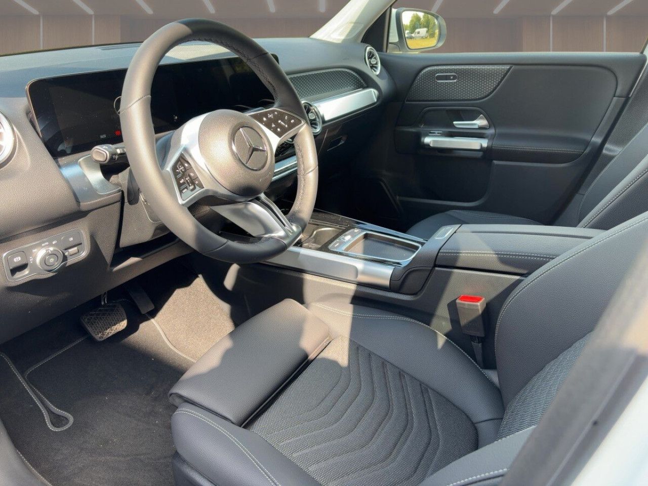 Mercedes-Benz GLB – Bild 10