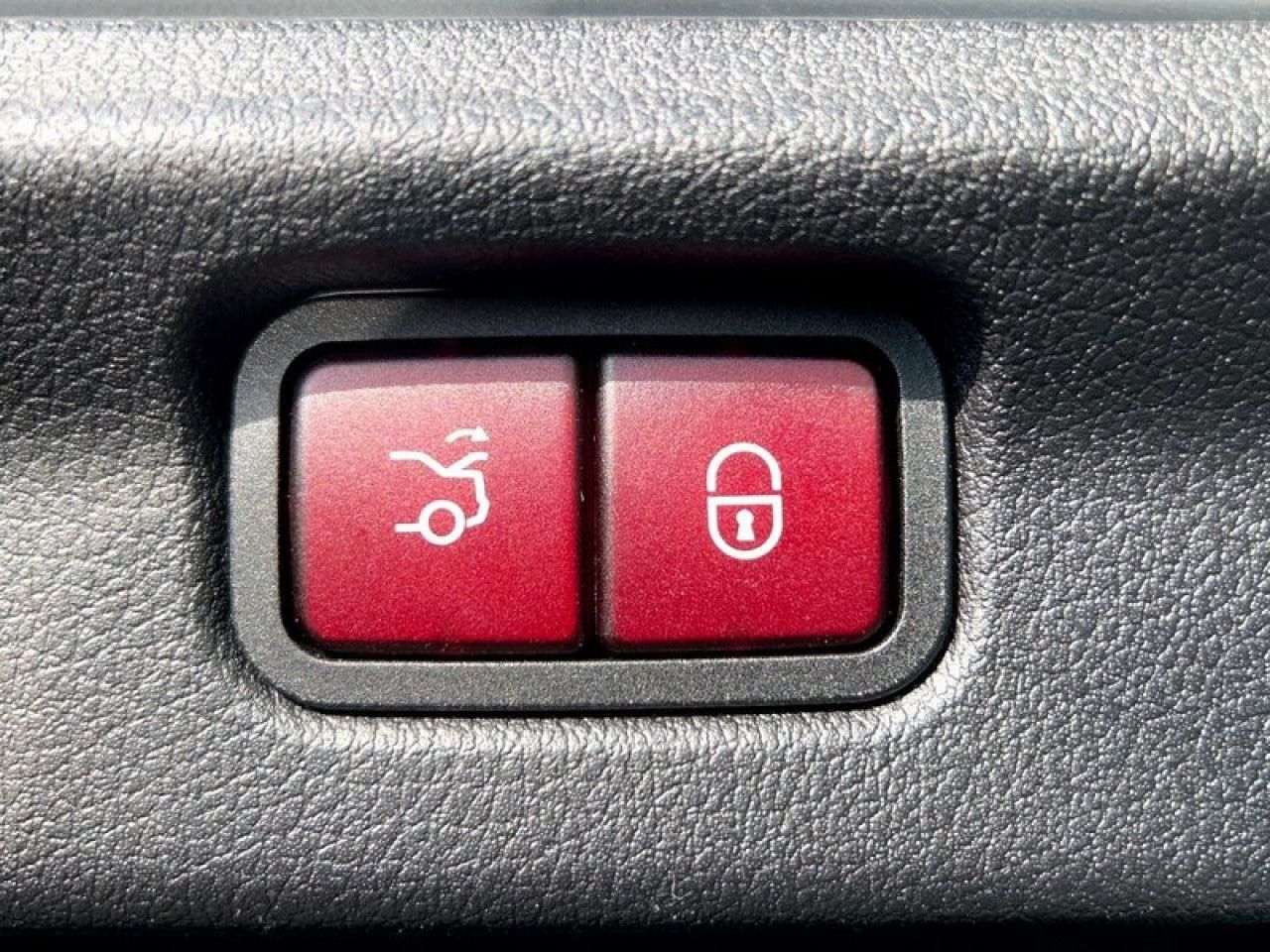 Mercedes-Benz EQE – Bild 12