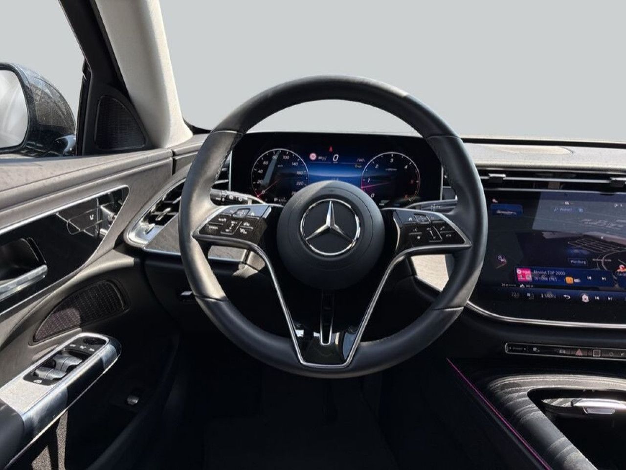 Mercedes-Benz E-Klasse – Bild 16