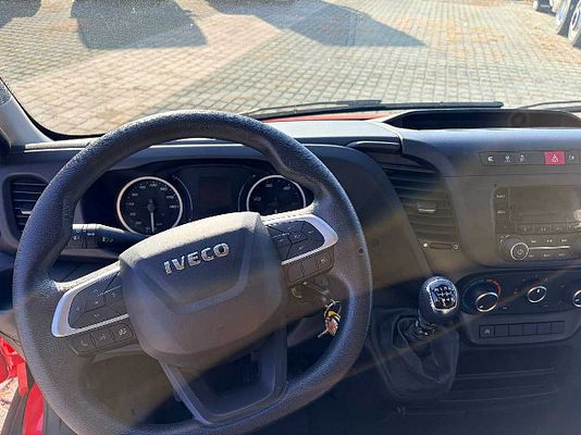 Immagine del veicolo 12 / 13