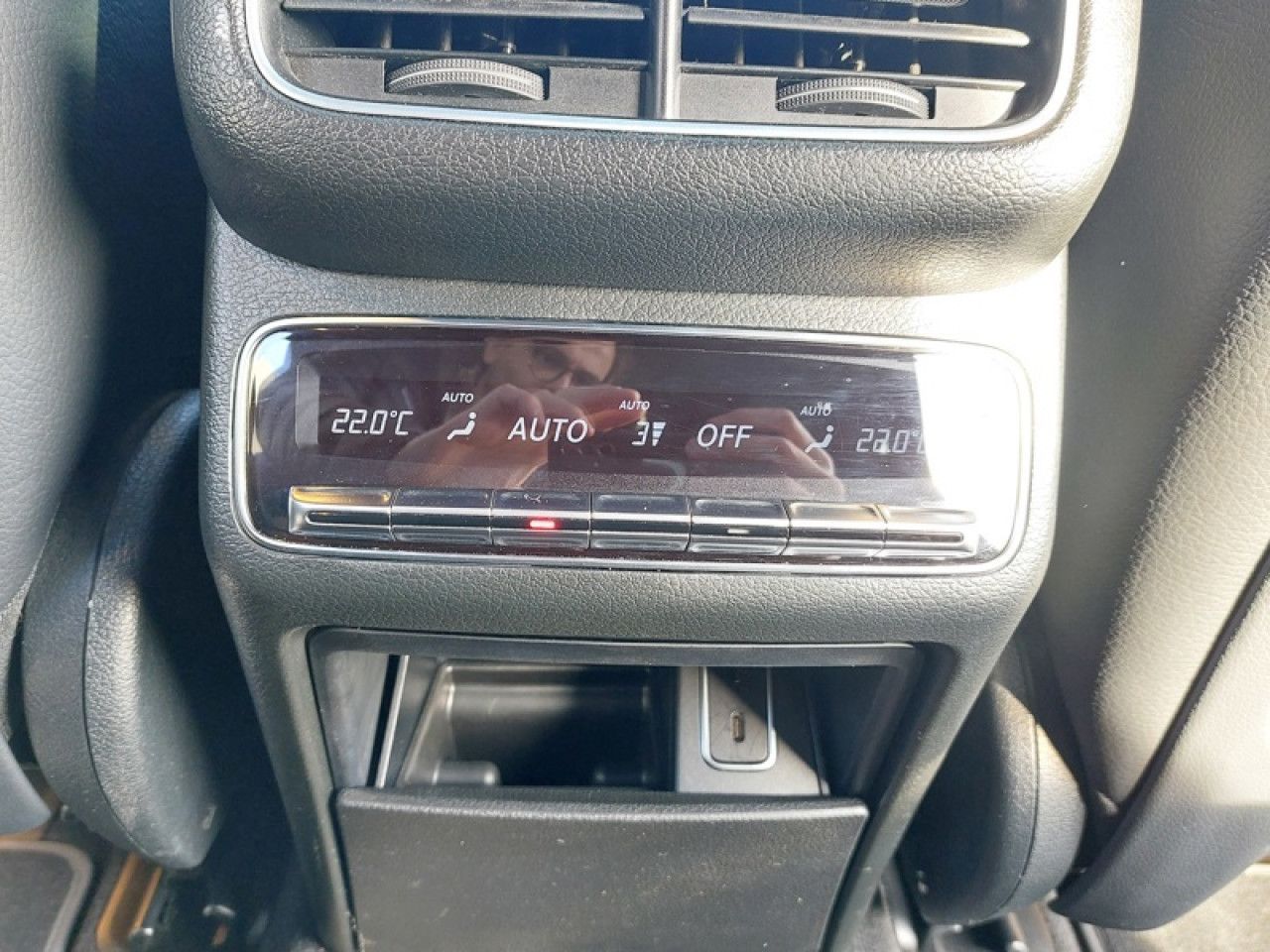 Photo du véhicule 9 / 17