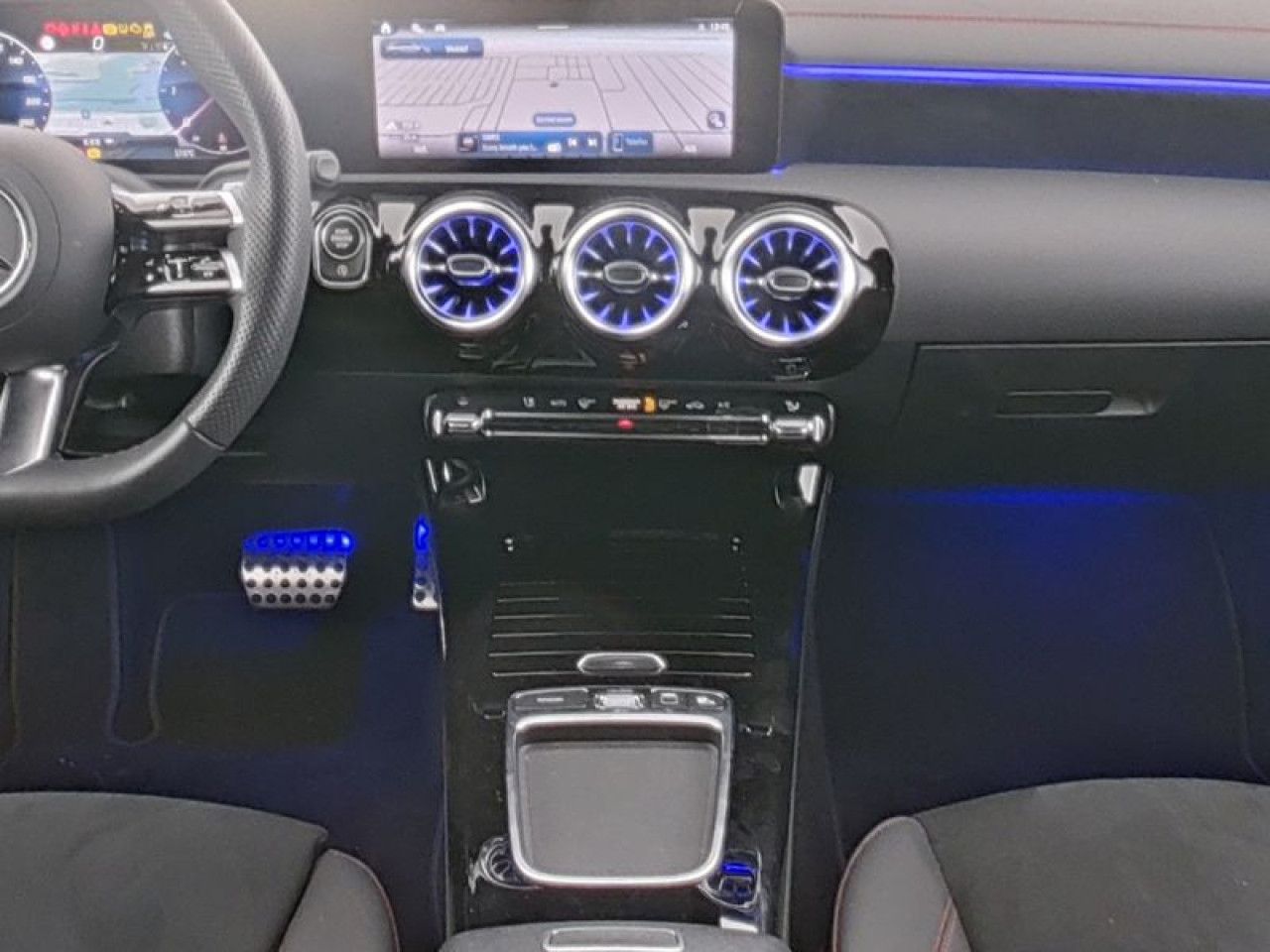 Mercedes-Benz CLA – Bild 8
