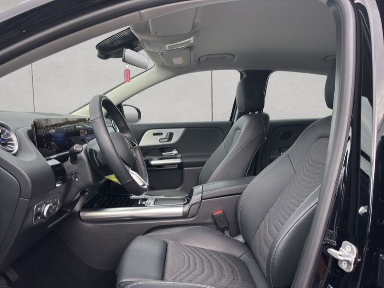 Fahrzeugbild 10 / 15