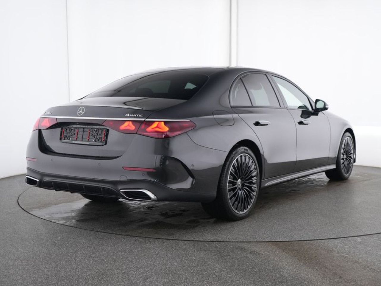 Mercedes-Benz E-Klasse – Bild 2