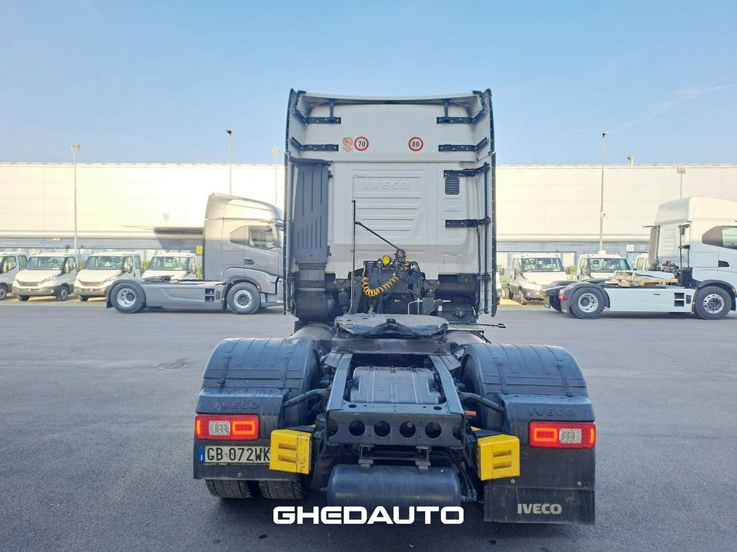 IVECO | TRATTORE IVECO S - WAY 460 LNG METANO