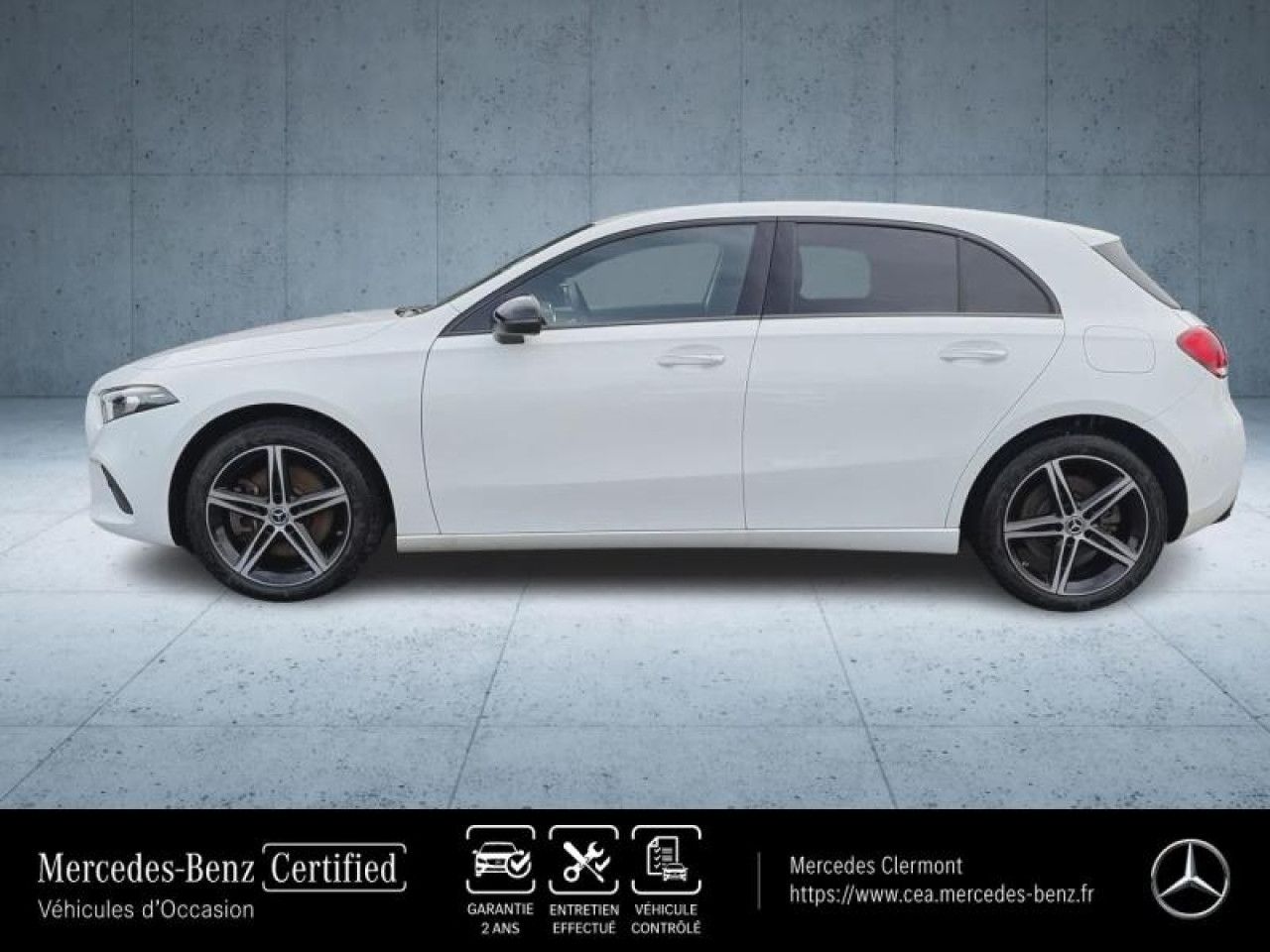 Photo du v&eacute;hicule 2 / 18