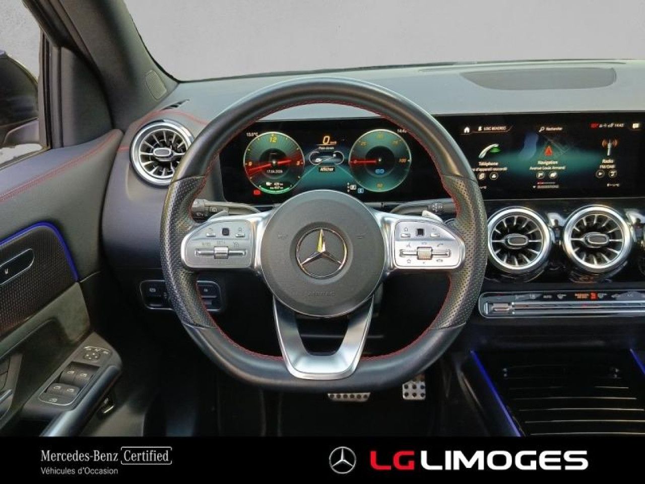 Photo du v&eacute;hicule 14 / 18