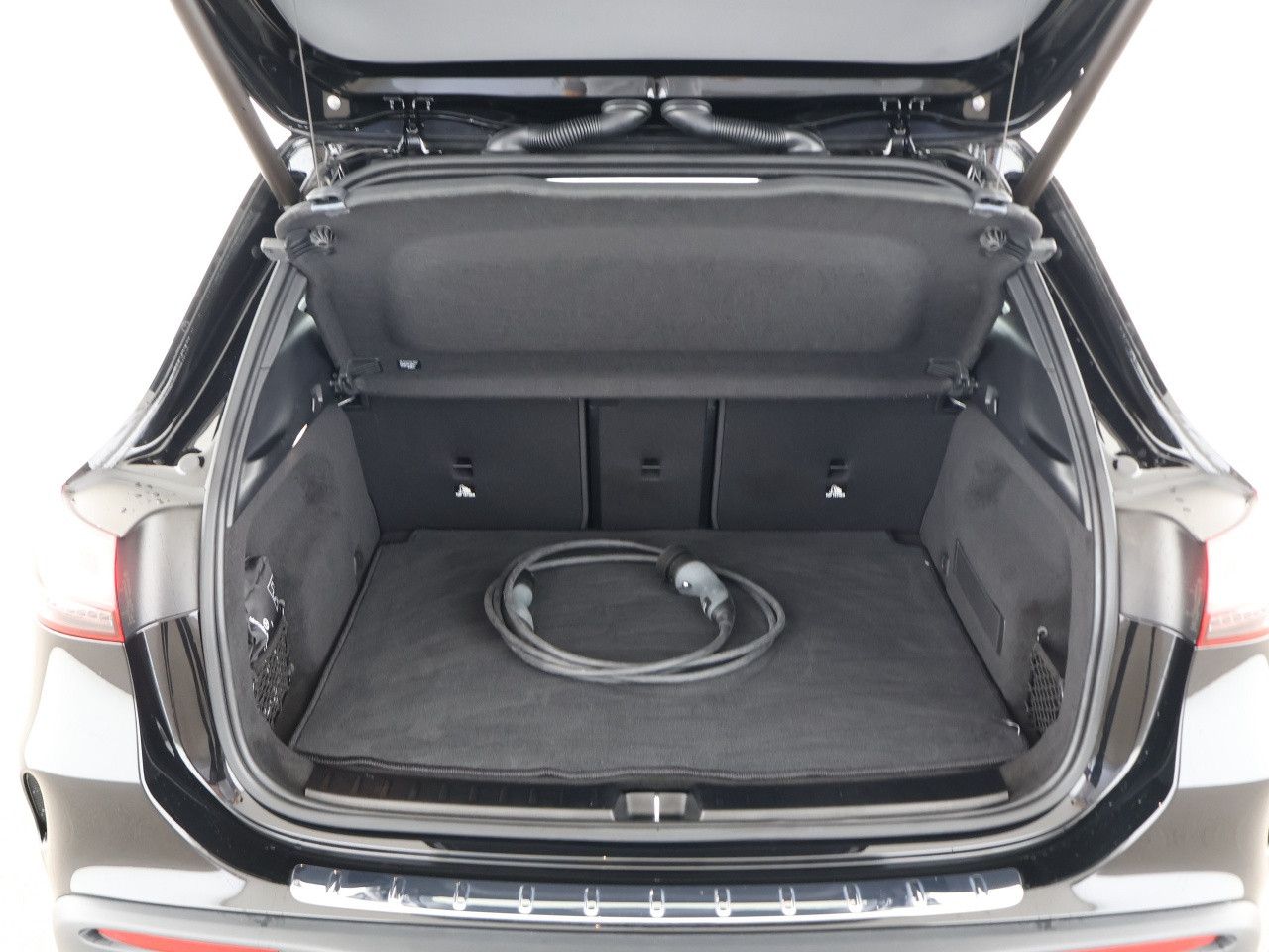 Mercedes-Benz EQA – Bild 15