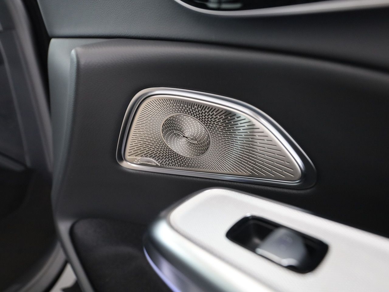 Mercedes-Benz E-Klasse – Bild 19