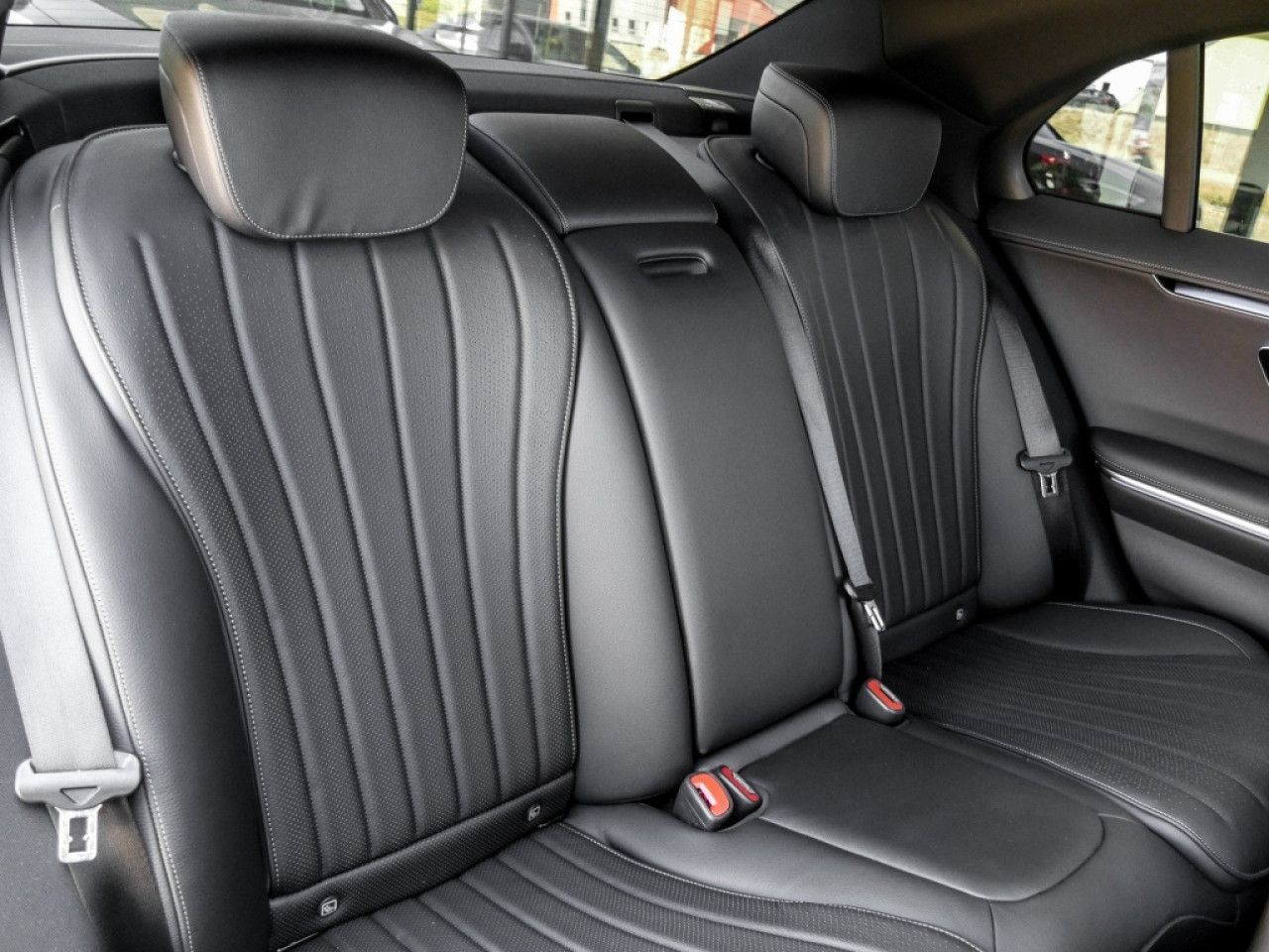 Mercedes-Benz S-Klasse – Bild 4