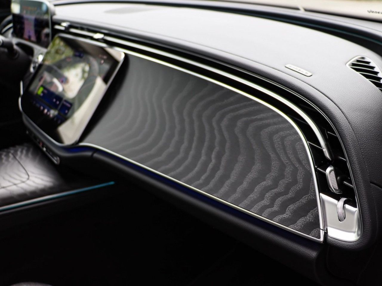 Mercedes-Benz E-Klasse – Bild 25