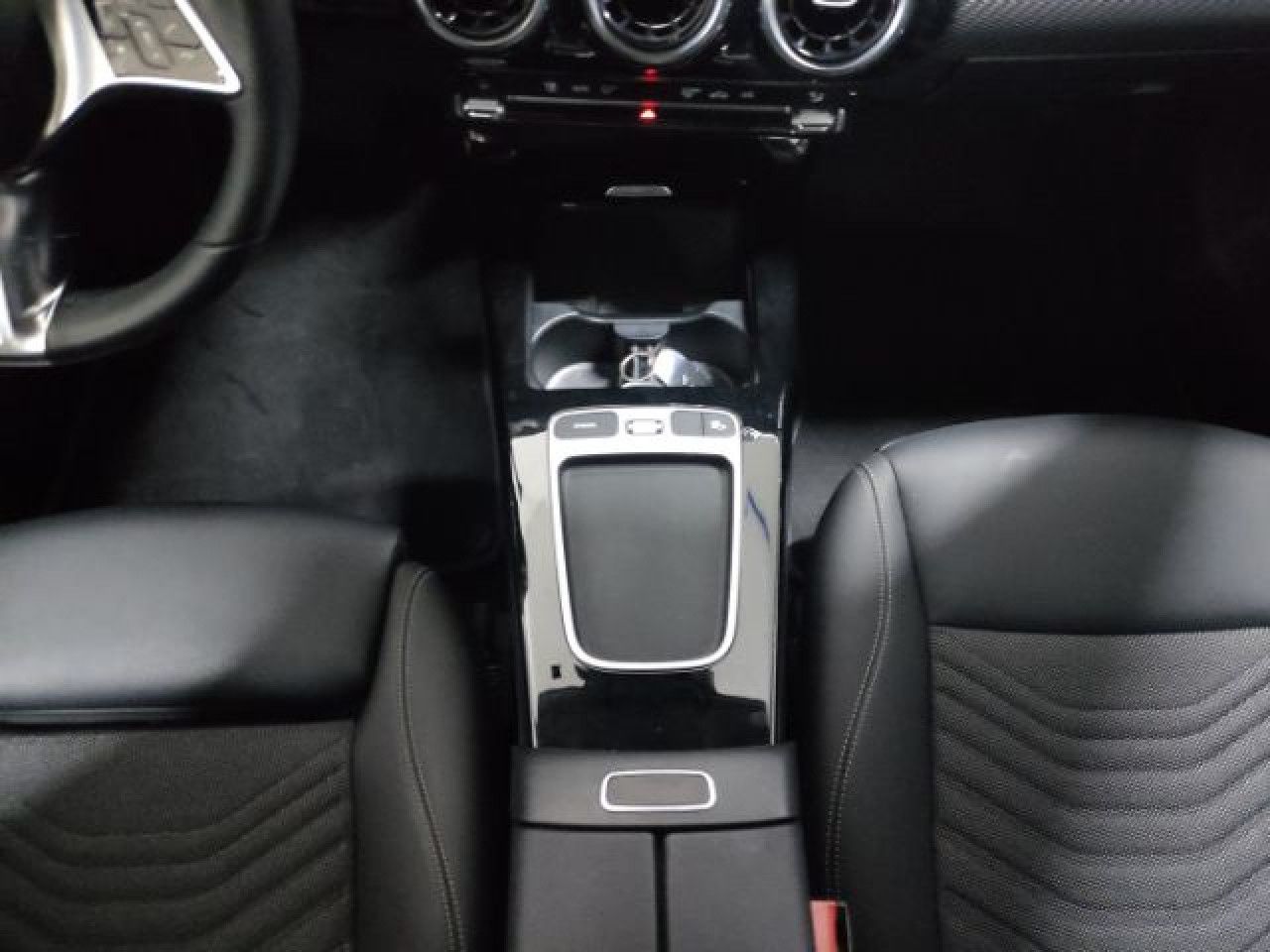 Imagem do veículo 10 / 10